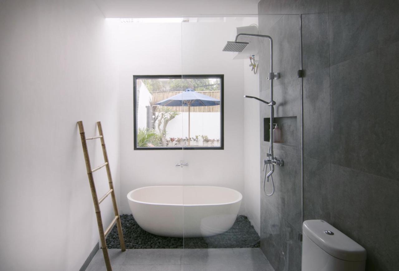 Villa Nikole Seminyak Exteriör bild