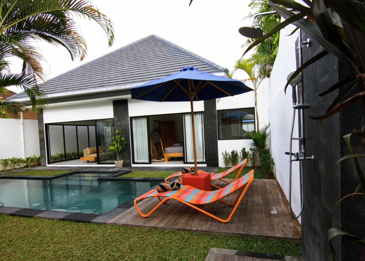 Villa Nikole Seminyak Exteriör bild